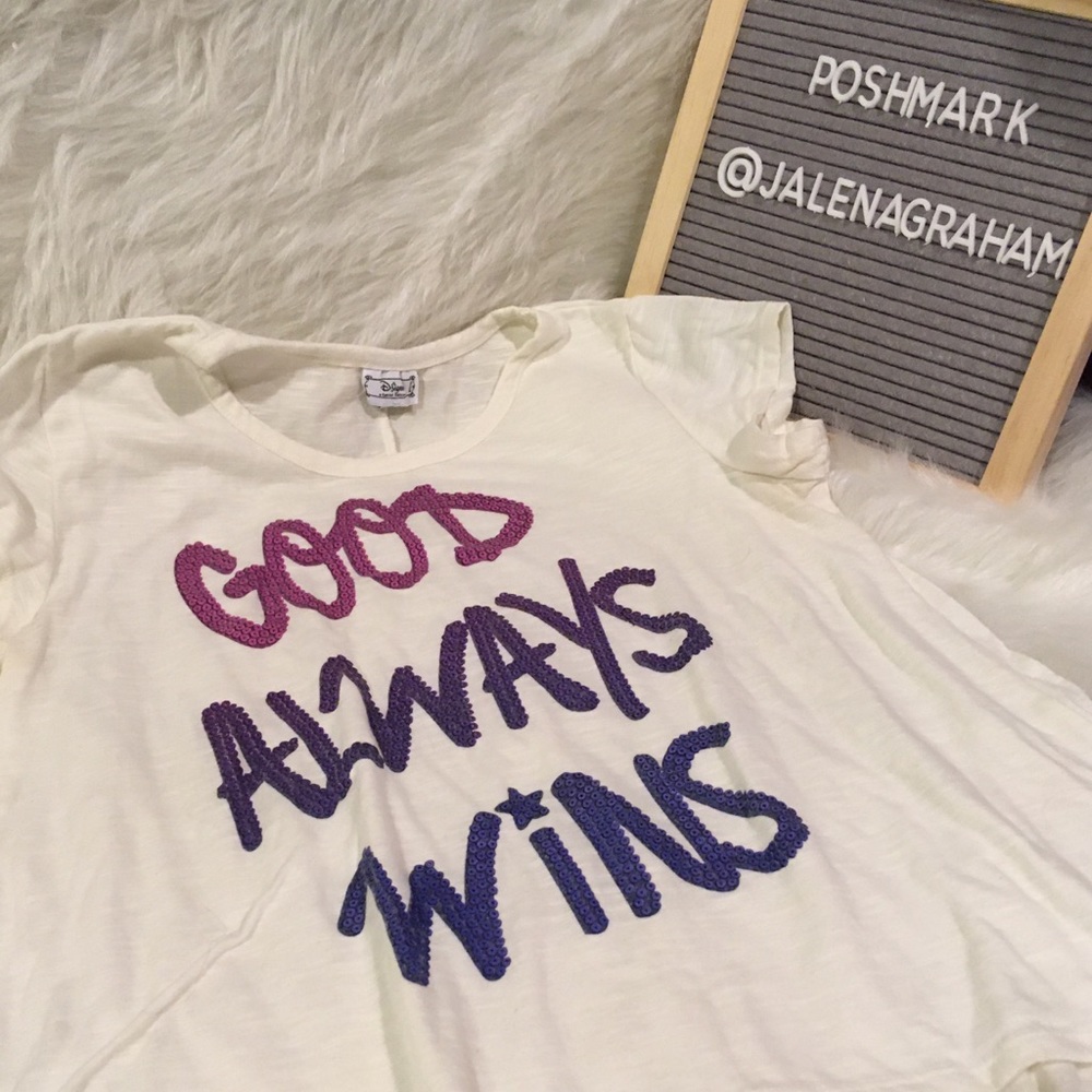 Descendants D-Signed L Good always wins shirt